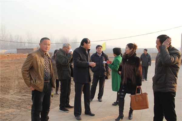 參觀禾下土200畝脫毒種苗基地